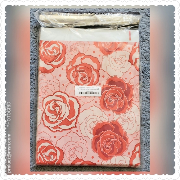 Other - 50 (10x13) Red & Pink Roses Designer Poly …